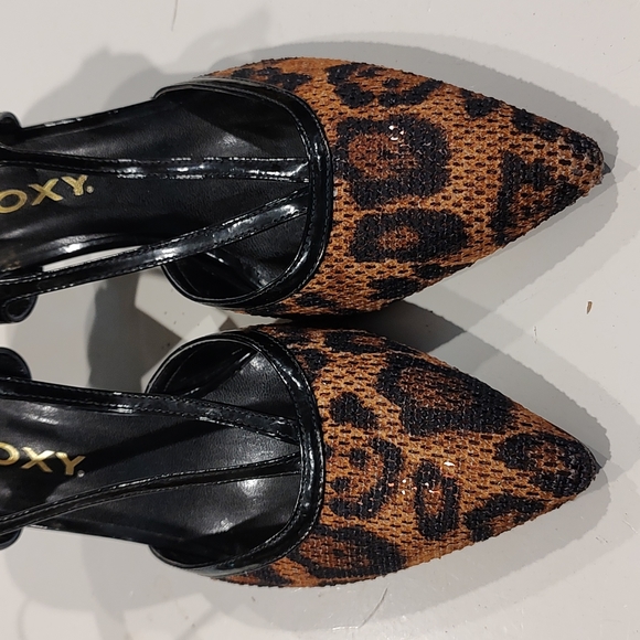 Proxy Slingbacks - Picture 8 of 8